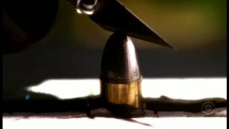 Кадры из сериала C.S.I. Место преступления (2000)